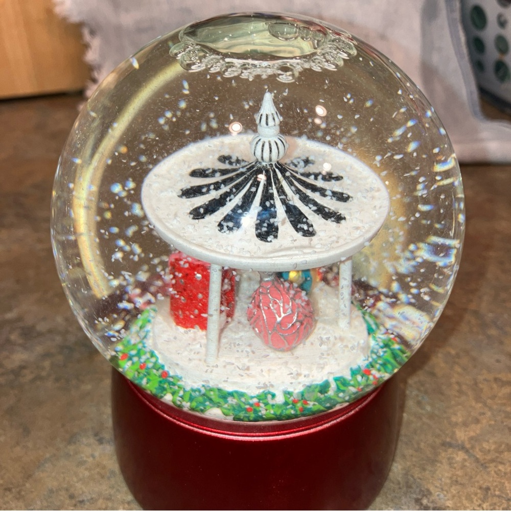 Nordstrom Christmas Holiday Snow Globe Carousel With Gifts 2012 Collection Decor